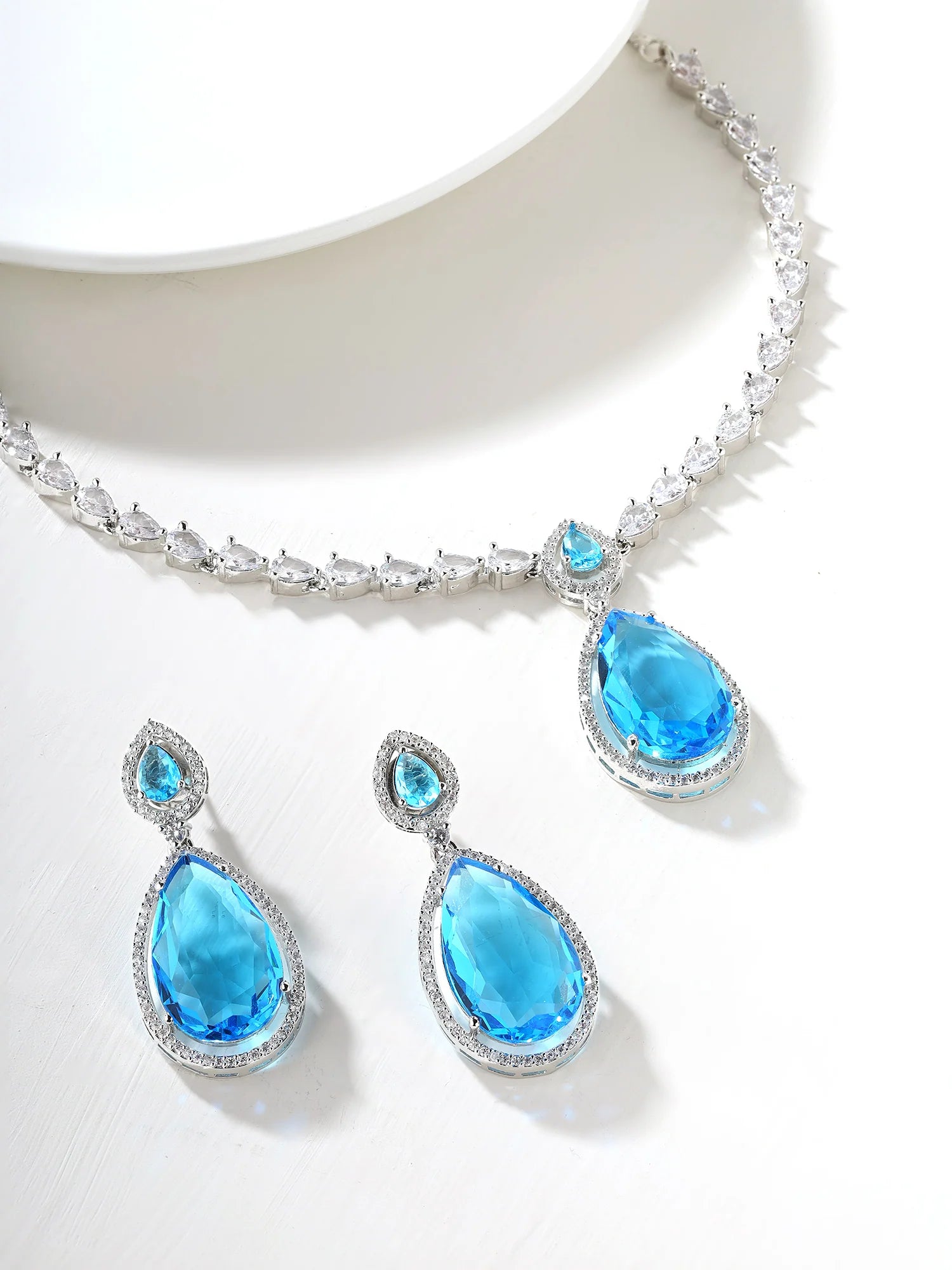 Agaami American Diamond and Stylish Jewellery Set in Floral Pattern For Women's